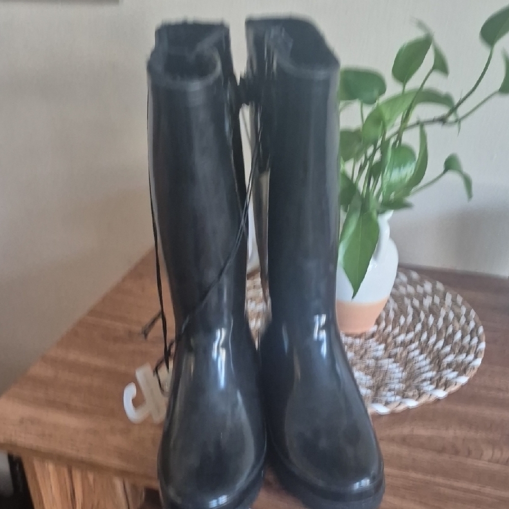 Gold Toe Black Glossy Knee-High Rain Boots